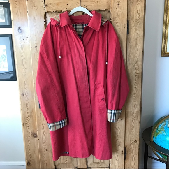 Red Burberry Hooded Jacket, iconic plaid lined, pockets, Vintage, EUC, size 12 - Picture 13 of 16